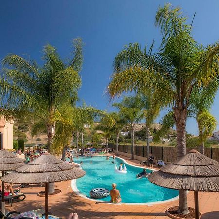Luz Casas- Bayluz Apart,Pool,Beach, Tennis, Wifi,Aircon מראה חיצוני תמונה