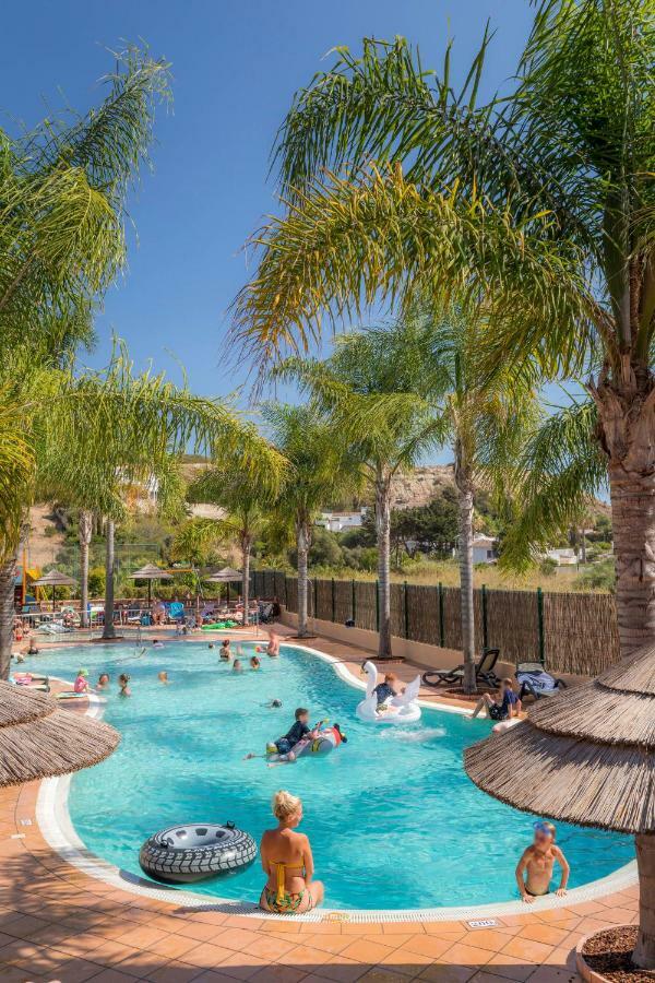 Luz Casas- Bayluz Apart,Pool,Beach, Tennis, Wifi,Aircon מראה חיצוני תמונה